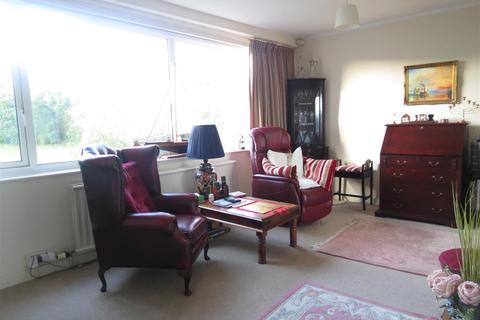 11 Haddon Way, Carlyon Bay, St Austell, PL25 3QG