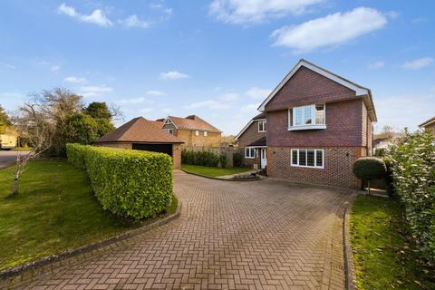 11 Walnut Grove, Banstead, SM7 1PJ