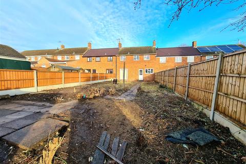 284 Cedar Road, Nuneaton, CV10 9DZ