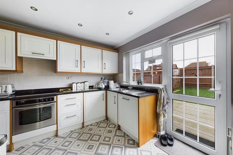 2 Chancery Road, Cliffe, Rochester, ME3 7TL