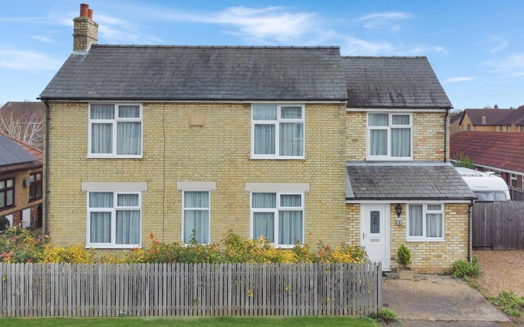 Home Close, Histon, Cambridge 4 bed detached house £850,000
