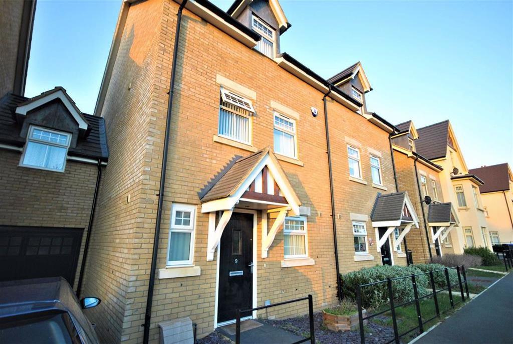 Buckton Fields 4 bed semidetached house £340,000