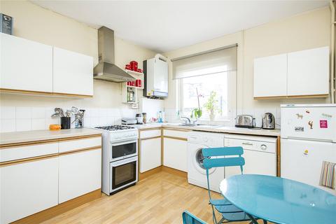 2 bedroom flat to rent, Colestown Street, London, SW11