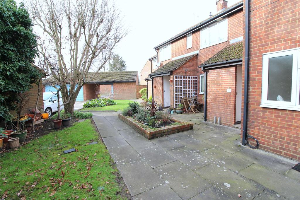 001 Albany Mews - Front 2.JPG