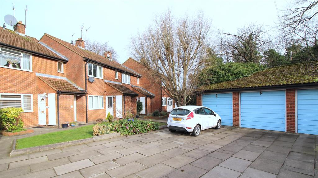 001 Albany Mews - Front 4.JPG