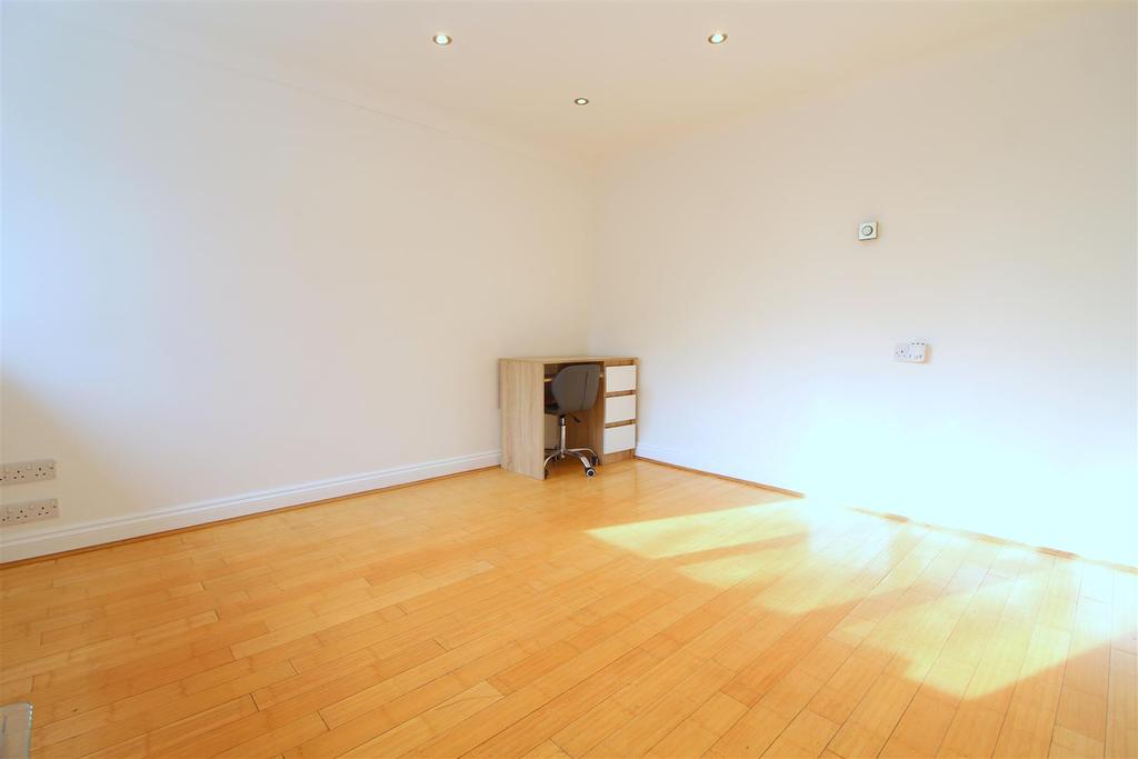 001 Albany Mews - Living Room 3.JPG