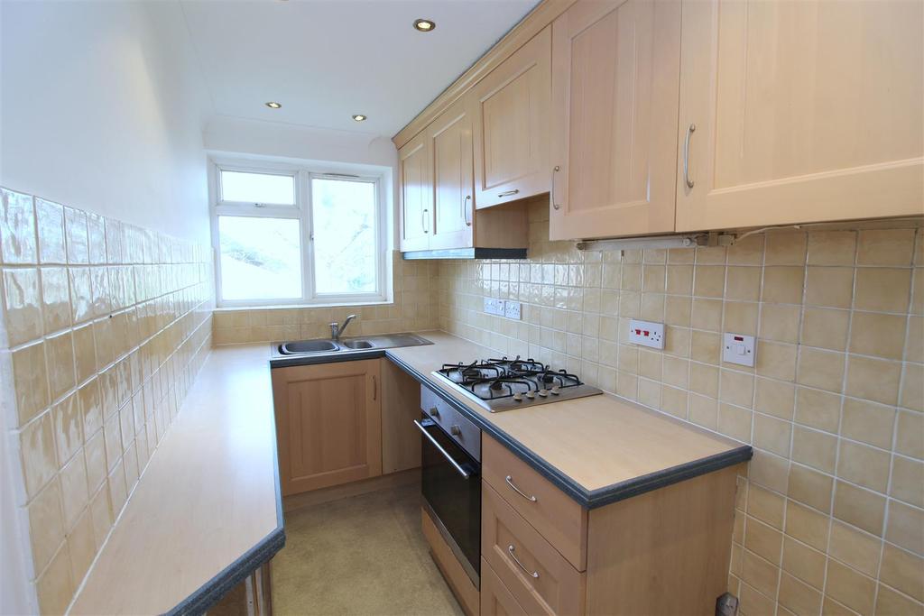 001 Albany Mews - Kitchen - 1.JPG