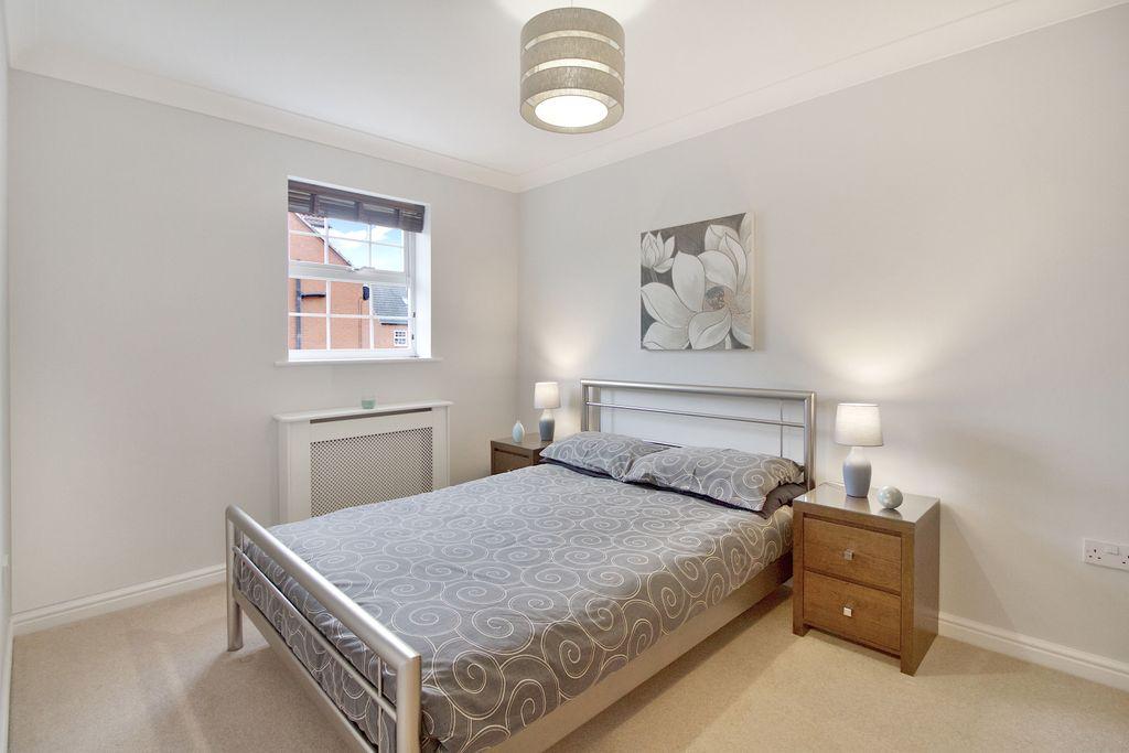 Bedroom 2 (Double)
