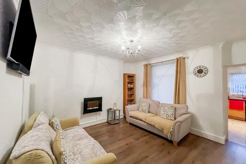 4 Cambrian Place, Pontarddulais, Swansea, SA4 8RG