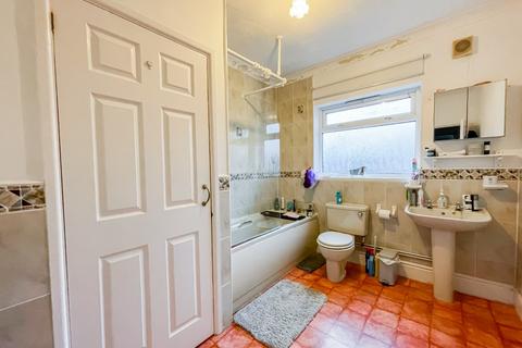 4 Cambrian Place, Pontarddulais, Swansea, SA4 8RG