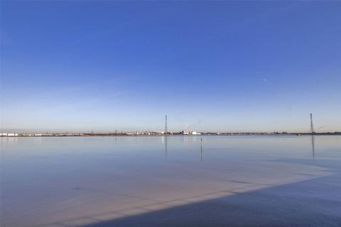 2 bedroom ground floor flat for sale, Evelyn Walk, Greenhithe