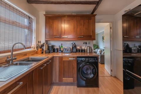 64 Wavell Close, Yate, Bristol, BS37 5UN