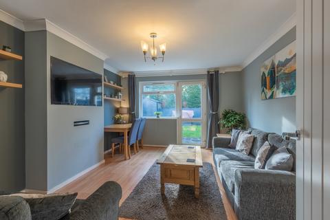 64 Wavell Close, Yate, Bristol, BS37 5UN