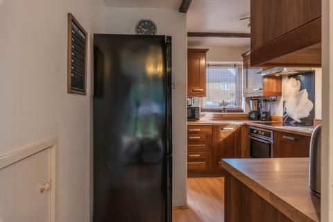 64 Wavell Close, Yate, Bristol, BS37 5UN