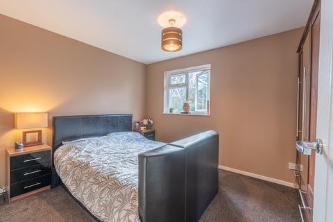 64 Wavell Close, Yate, Bristol, BS37 5UN