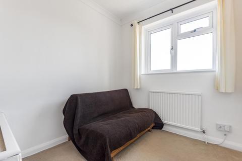 102 Mathias Walk, Basingstoke, RG22 4BZ