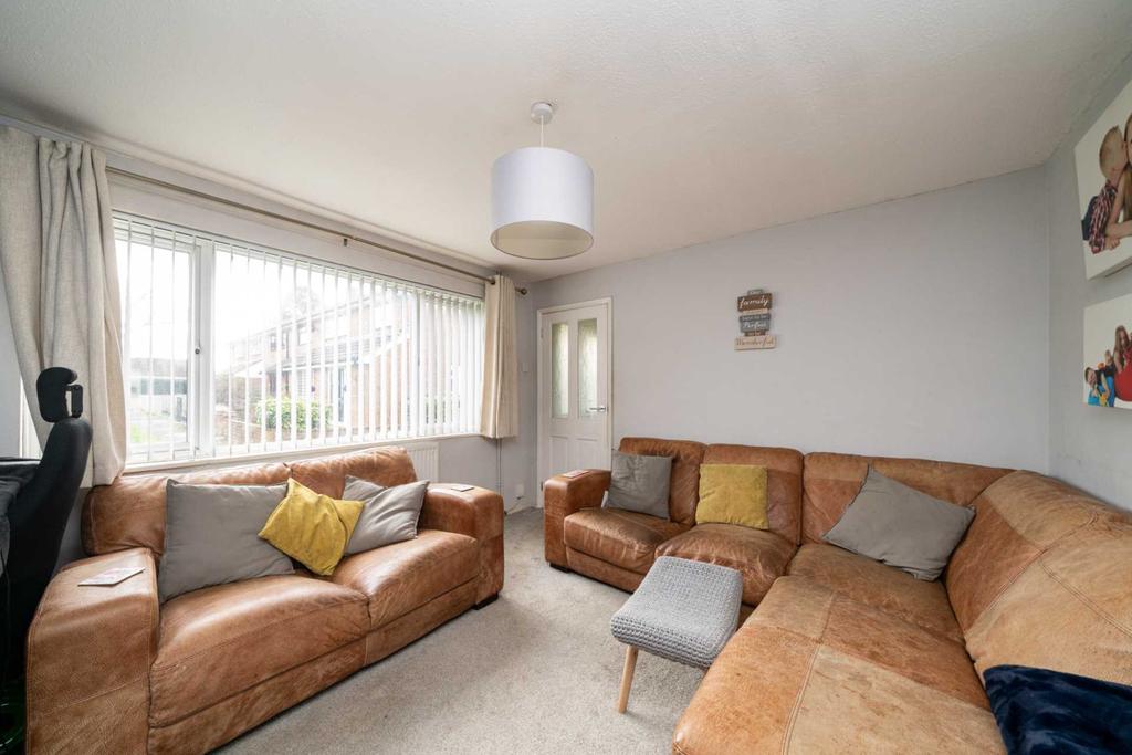 Highfield Lane, Hemel Hempstead 3 bed house £475,000