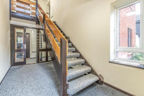 1 Exeter Court, Didcot, OX11 8UH