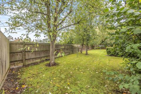 1 Exeter Court, Didcot, OX11 8UH
