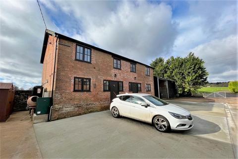 2 bedroom semi-detached house to rent, Awbridge