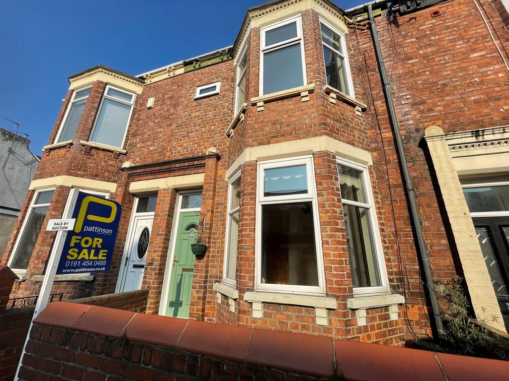 Lyndhurst Street, Town Centre, South... 2 bed terraced house £82,000
