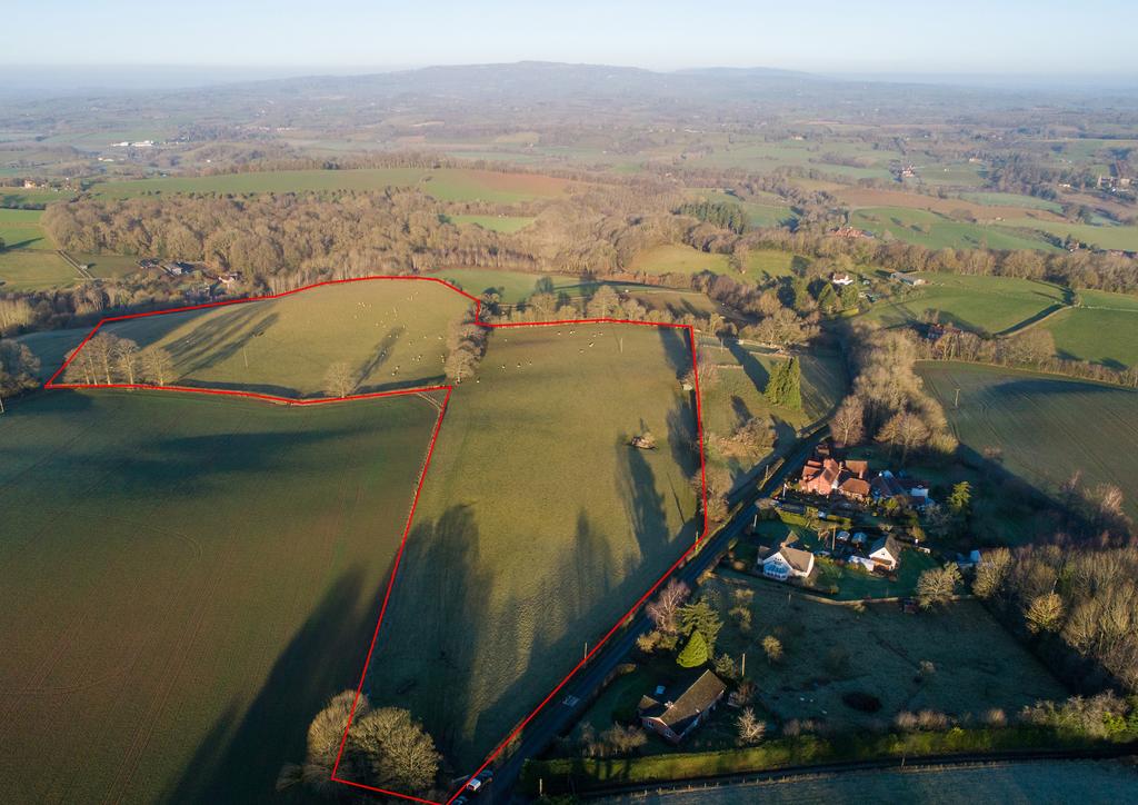 Lot 2, Land Hanley William, Tenbury... Farm land £200,000