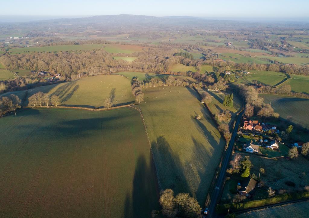 Lot 2, Land Hanley William, Tenbury... Farm land £200,000