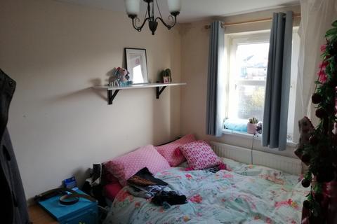1 bedroom flat to rent, Rhymney Street, Cathays, Cardiff