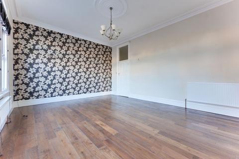 38 Cobham Road, Westcliff-on-sea, SS0 8EA
