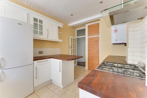 38 Cobham Road, Westcliff-on-sea, SS0 8EA