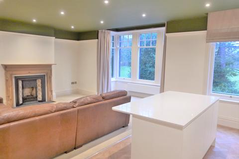 2 bedroom flat to rent, Harlow Moor Drive, Harrogate, HG2