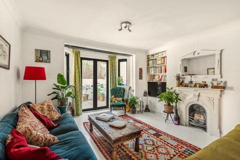 19a Cumberland Park, London, W3 6SY