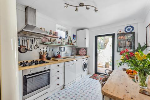 19a Cumberland Park, London, W3 6SY