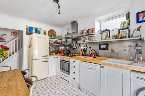 19a Cumberland Park, London, W3 6SY