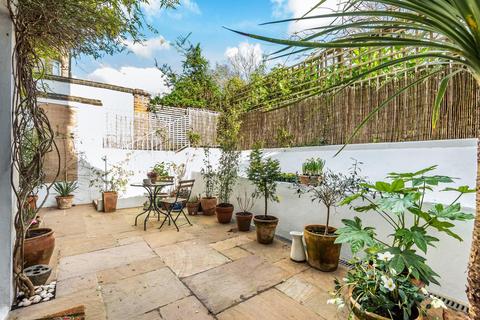 19a Cumberland Park, London, W3 6SY