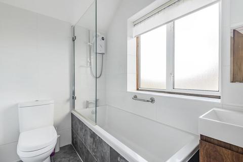 37 Barnet Drive, Bromley, BR2 8PG