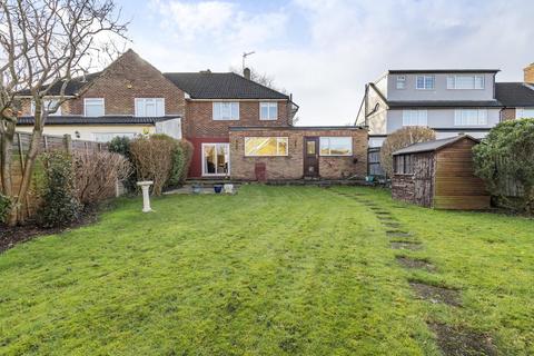 37 Barnet Drive, Bromley, BR2 8PG