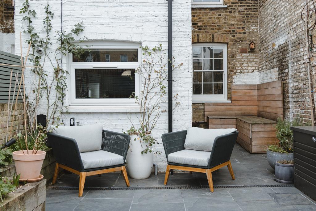 Barnes Street (61).jpg