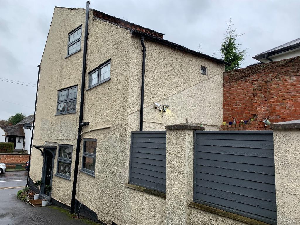 High Street, Castle Donington, DE74 3 bed detached house £279,995