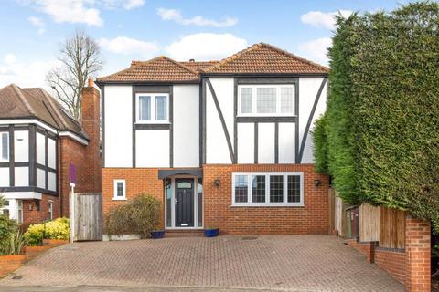 5 bedroom detached house to rent, Bowers Way, Harpenden, Hertfordshire, AL5