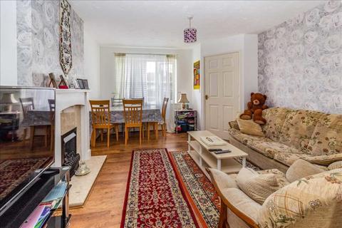 5 Dalewood Close, Warrington, WA2 7GA