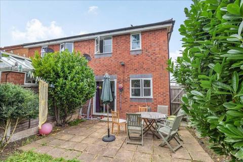 5 Dalewood Close, Warrington, WA2 7GA