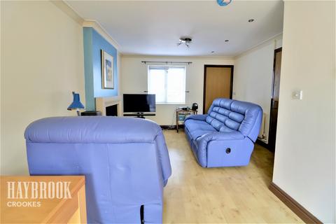 11 Broom Green, Sheffield, S3 7XF