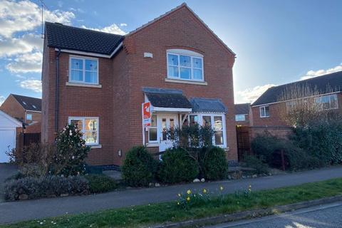 4 bedroom detached house to rent, St Mellion Drive, Grantham, NG31