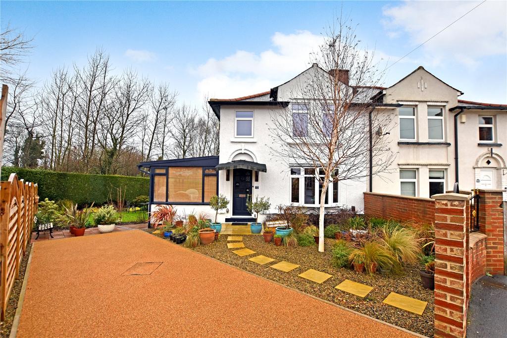 Marshall Crescent, Morley, Leeds, West Yorkshire 3 bed semidetached