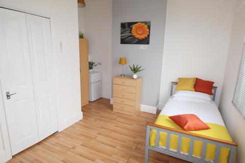 1 bedroom in a house share to rent, 258 Newark Road, Lincoln, Lincolnshire, LN6 8RP