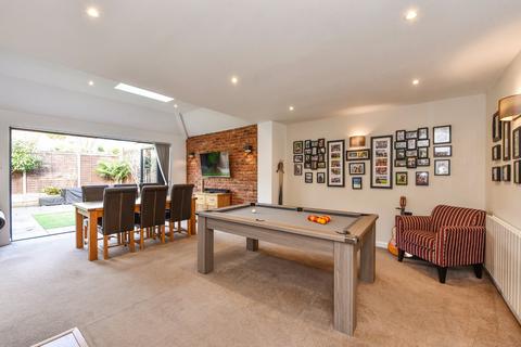 20 Haydock Close, Alton, GU34 2TL