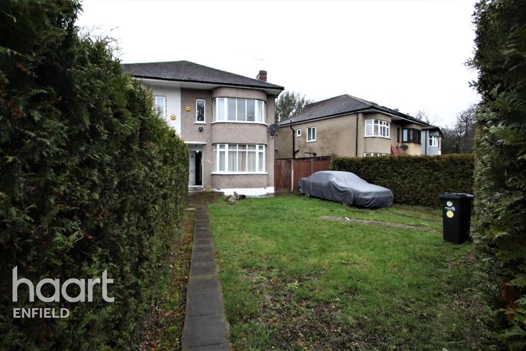 Baker street, EN1 3 bed end of terrace house £1,850 pcm (£427 pw)