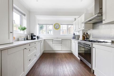 20 Ladysmith Road, London, SE9 5BN