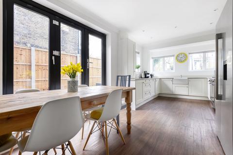 20 Ladysmith Road, London, SE9 5BN